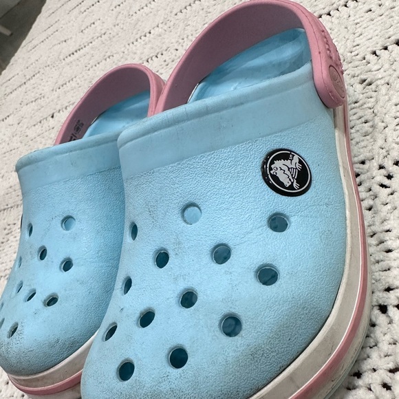 Kids Crocs - Picture 3 of 4